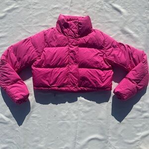 Lululemon Wunder Puff Super-Cropped Jacket
Sonic Pink